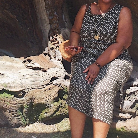 ELVI Triangle Print Culotte Jumpsuit - Picture 7 of 7